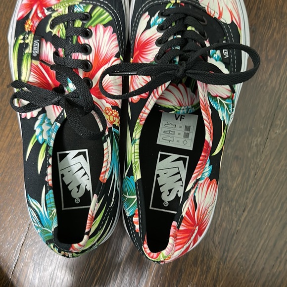 VANS HAWAIIAN PRINT SNEAKERS - Picture 4 of 5